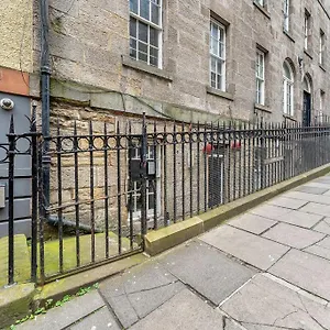 Perfect Location Apartment